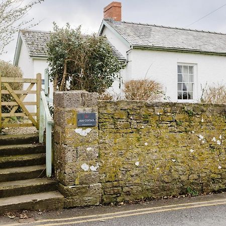 May Tree Cottage Manorbier 5 Mins From The Beach Sleeps 4 Exterior photo
